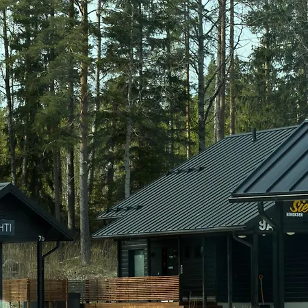 Himos Siesta Porealtaalla Ja Loppusiivouksella