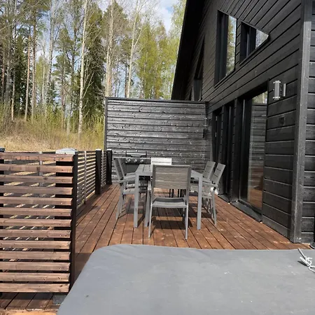 Himos Siesta Porealtaalla Ja Loppusiivouksella Apartamento Jämsä